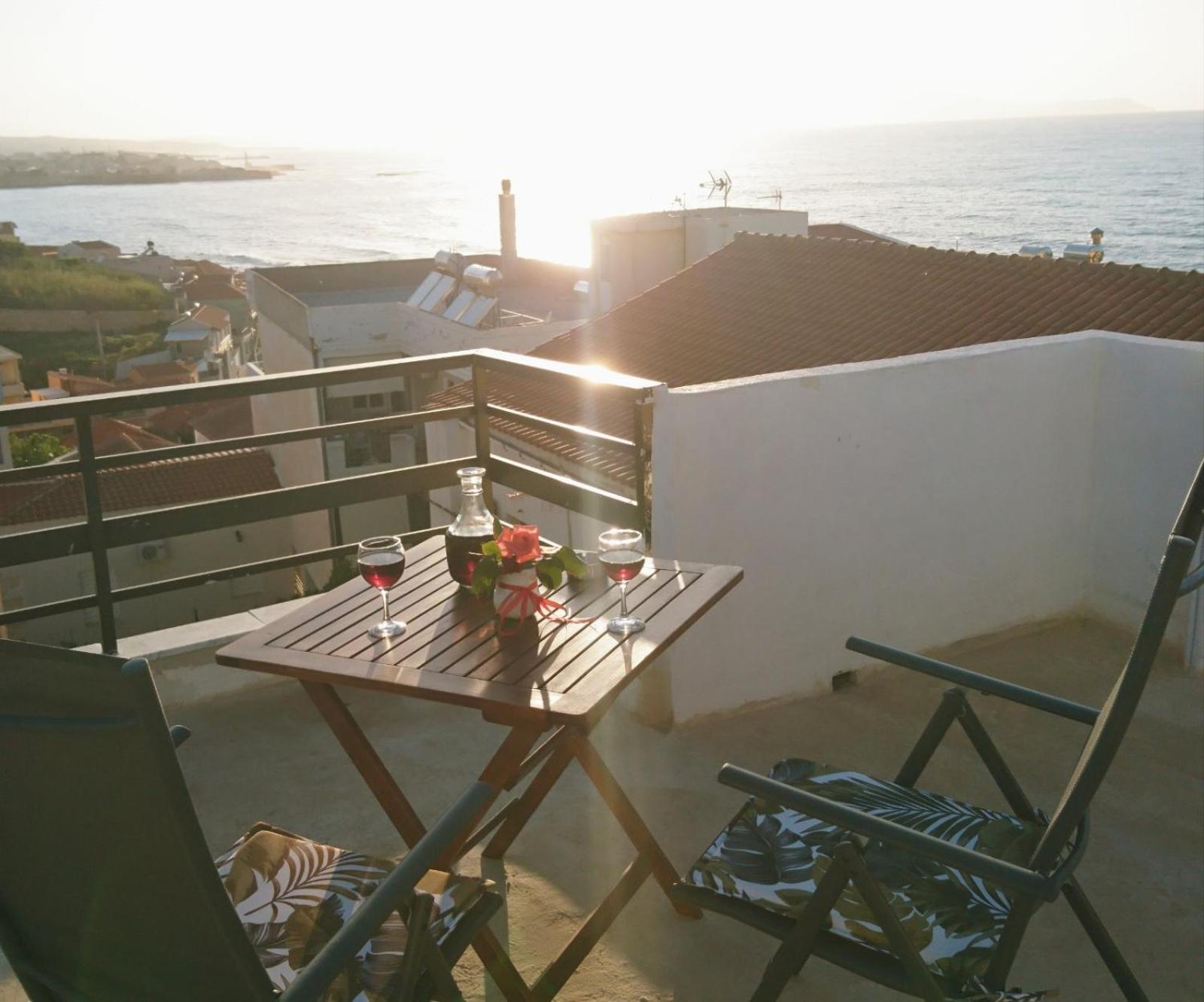Sunny Family Apartment In Chania Close To The Sea Exterior photo